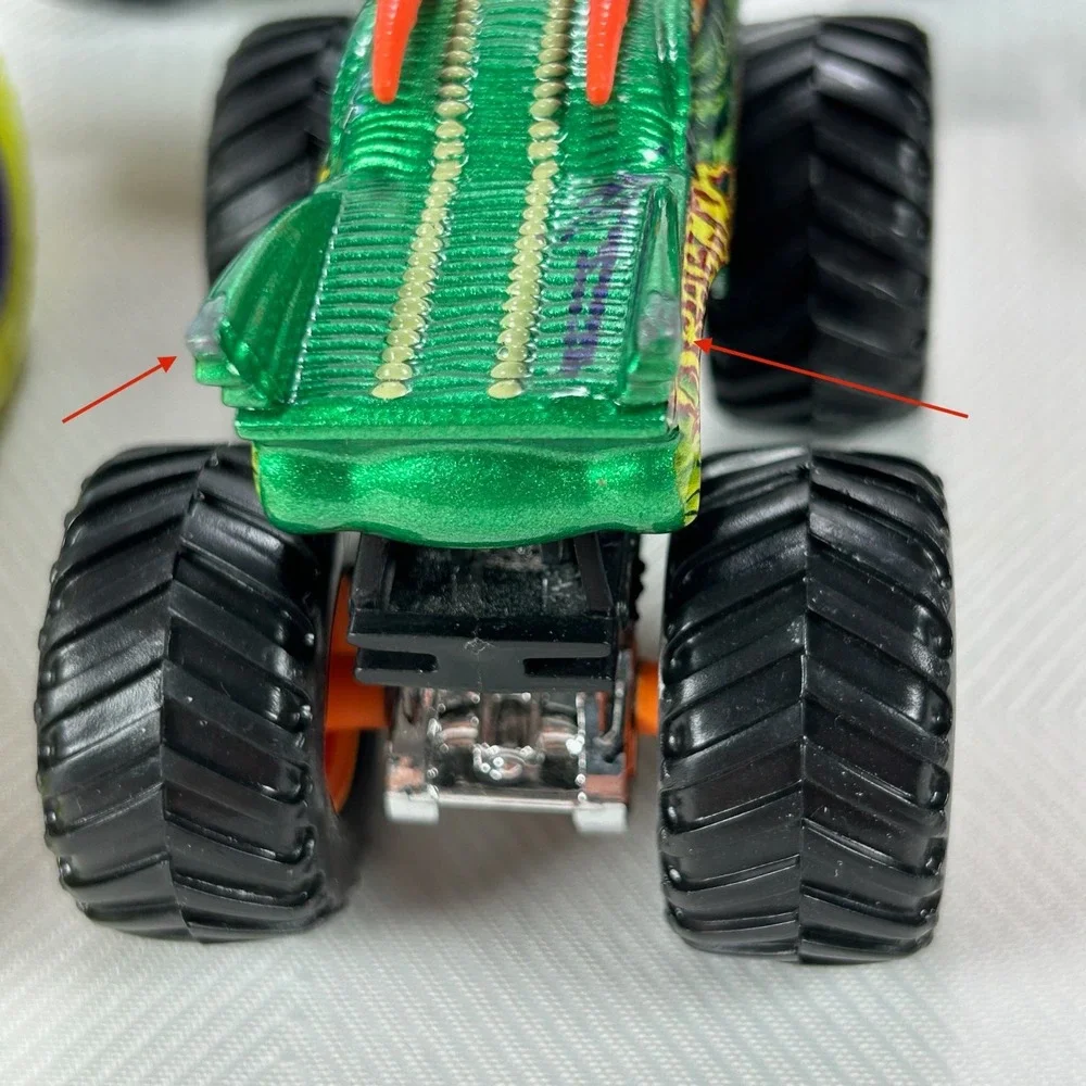 Lot of 5 Hot Wheels Monster Jam Trucks 1:64 - Various incl.Grave Digger 40 Anniv
